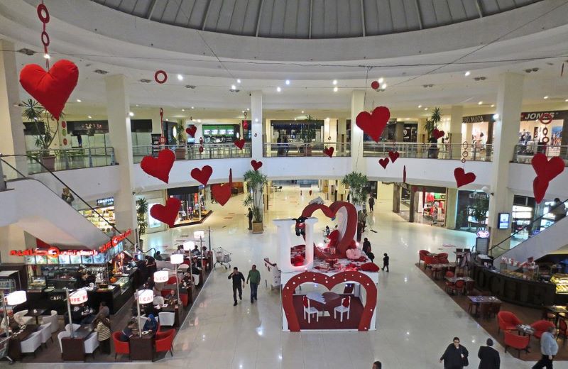 Shoppings devem movimentar R$ 18 bilhões no Dia dos Namorados