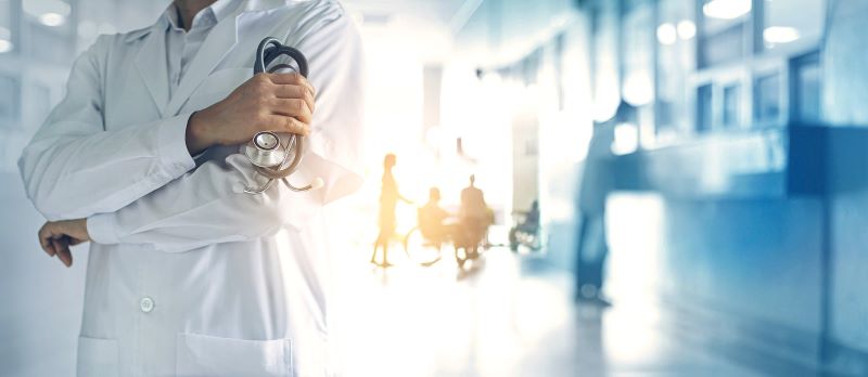 Transformar clínica médica em day hospital garante redução da carga tributária