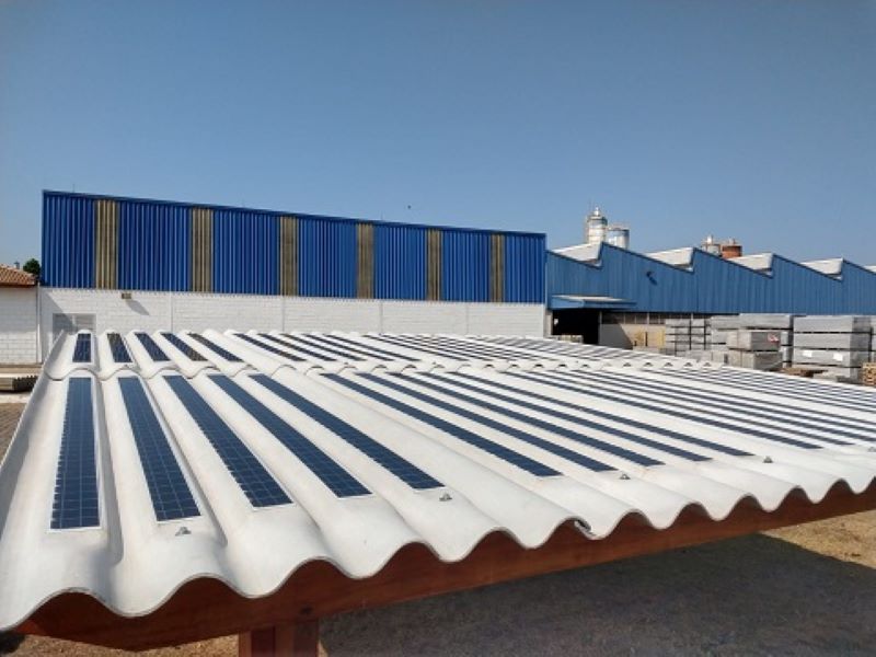 Eternit recebe patente verde para módulo de captação de energia solar de telhas fotovoltaicas