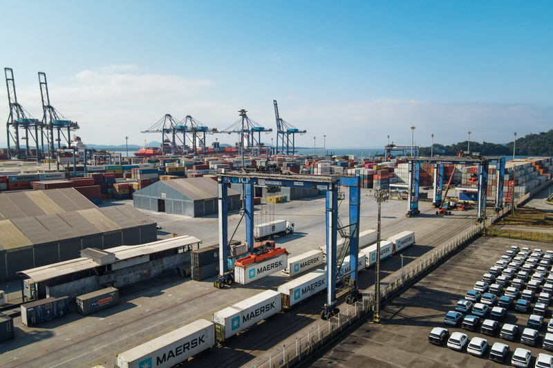 Terminal de Contêineres de Paranaguá assina contrato com a ZPMC para compra de 11 novos guindastes