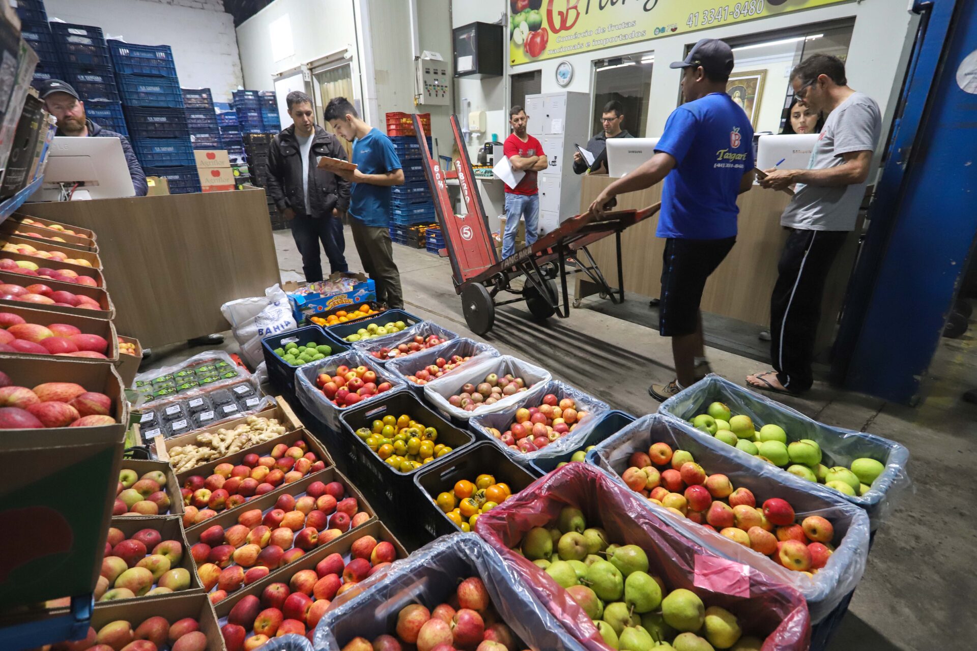 Comercialização atacadista reflete nas feiras e gôndolas dos supermercados