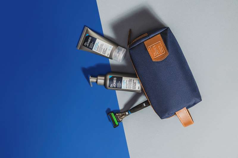 Grupo Boticário adquire Dr. JONES e reforça atuação no segmento de beleza masculina