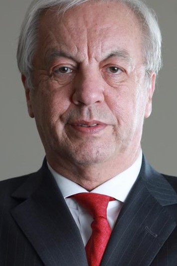 Metade dos trabalhadores está esgotada e considera o trabalho muito estressante