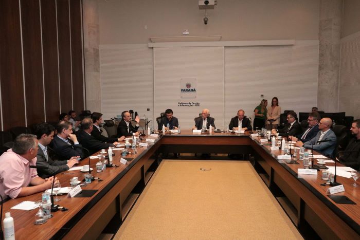 Paraná e a chinesa BYD discutem instalação de uma unidade da multinacional no Estado