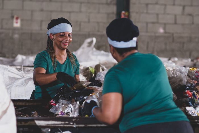 Ambev coloca o ecossistema da latinha no centro do Carnaval