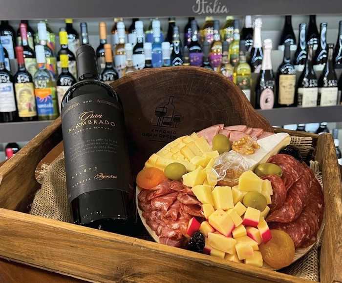 Empório Gran Reserva e Shopping Mueller promovem o 2º Wine Experience