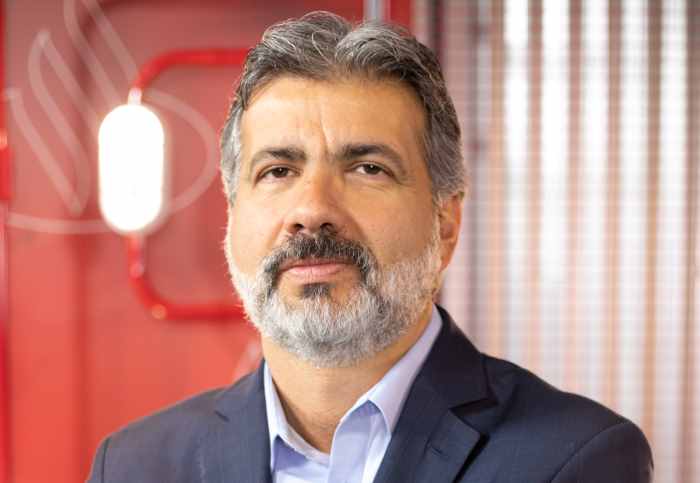 Santander lança solução que permite parcelar compra à vista com cartão de crédito