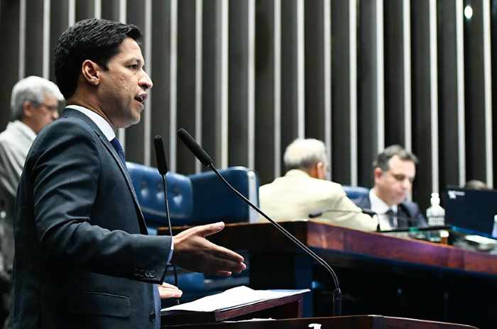 Senado aprova em votação simbólica projeto do Desenrola