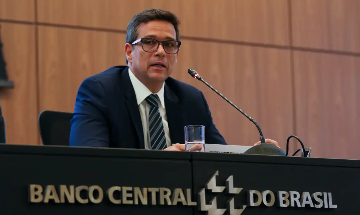 Presidente do Banco Central defende estabilidade monetária para combater a pobreza