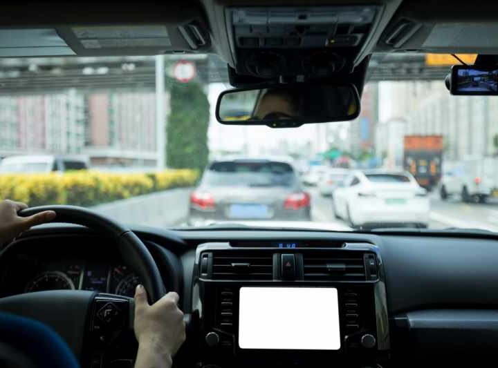 Crédito para carros de aplicativo tem teto elevado para R$ 200 mil