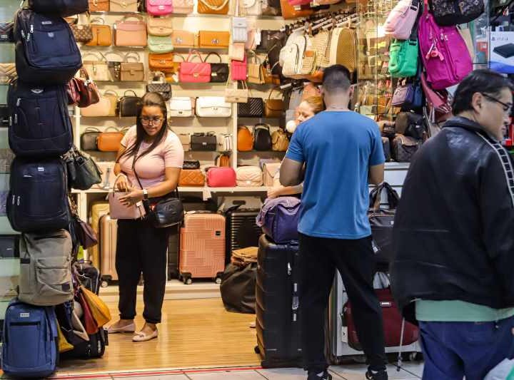 Vendas no comércio crescem 0,5% em junho e sobem 1,9% no 1º semestre