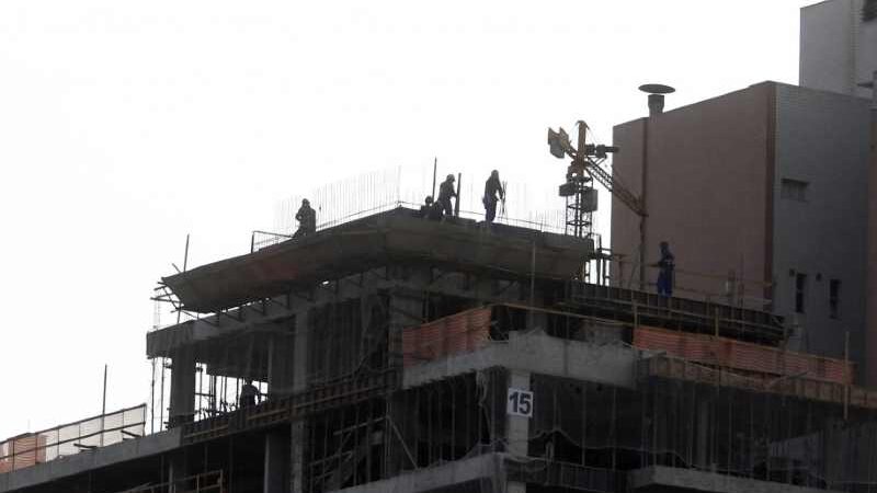 Com alta de 40,7%, indústria da construção do Paraná cresce o triplo da média nacional