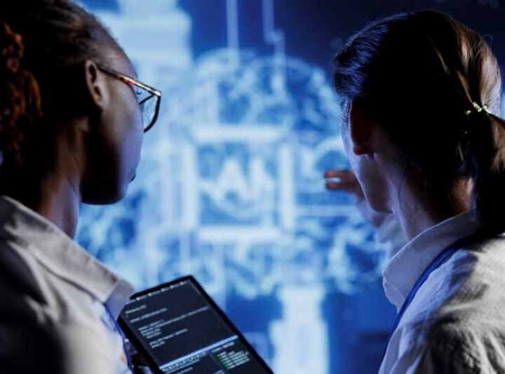 Inteligência artificial já influencia até 64% dos consumidores e muda lógica do marketing