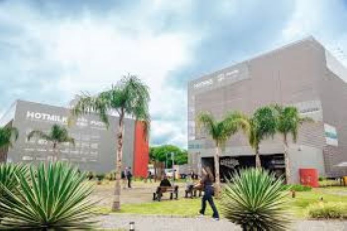 Hotmilk PUCPR e Copel firmam parceria