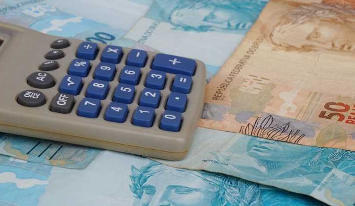 Brasil tem 26 milhões de autônomos: como organizar as finanças sem previsibilidade do salário fixo