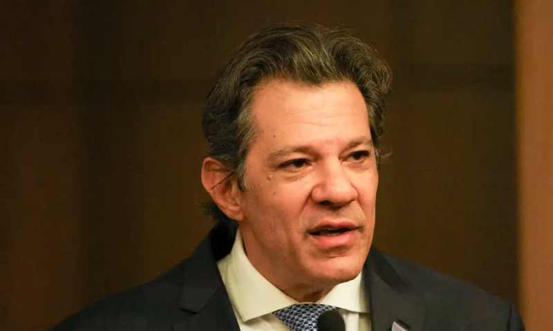 Brasil deve terminar o ano melhor do que estimado por projeções