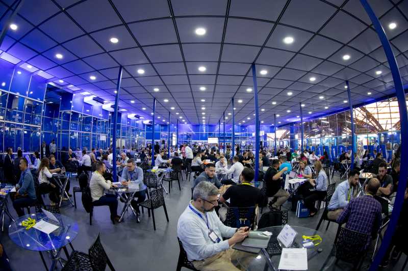 Dez empresas paranaenses estarão na maior feira de inovação industrial da América Latina