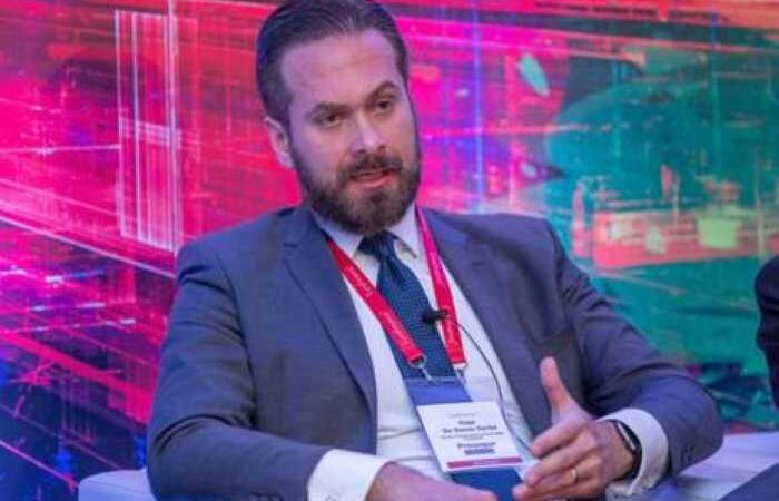 O futuro do dinheiro global: o dólar está realmente perdendo sua hegemonia?