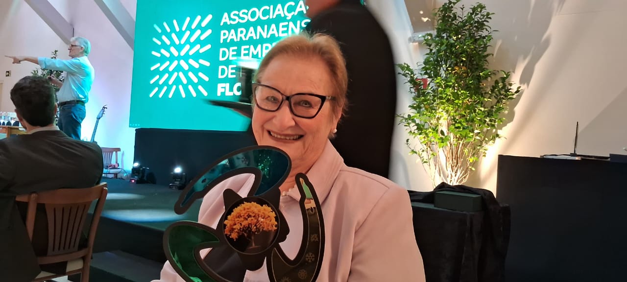 Reportagem do portal miriangasparin.com.br ganha Menção Honrosa da Embrapa Florestas