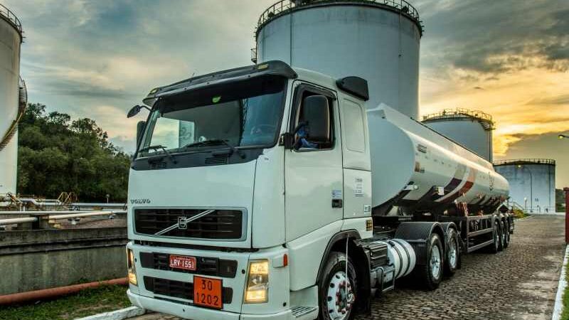 Conflito no Oriente pode elevar exportações de combustível do Brasil