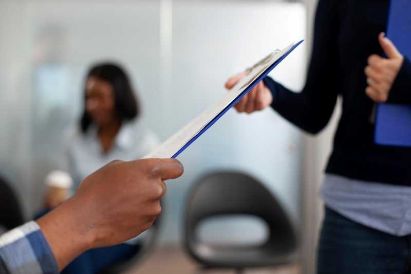 66% dos brasileiros já pensaram em pedir demissão
