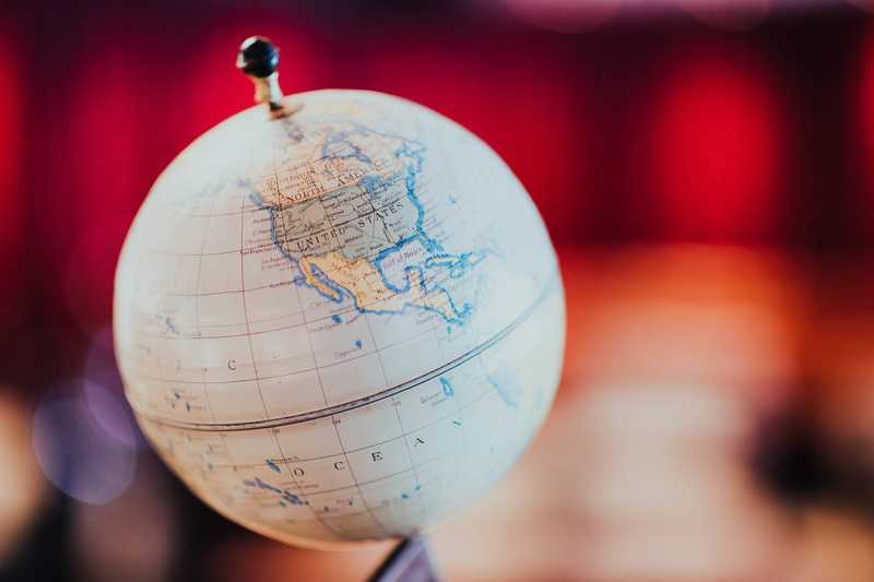Mais de 70% dos empreendedores brasileiros miram no exterior e aceleram expansão