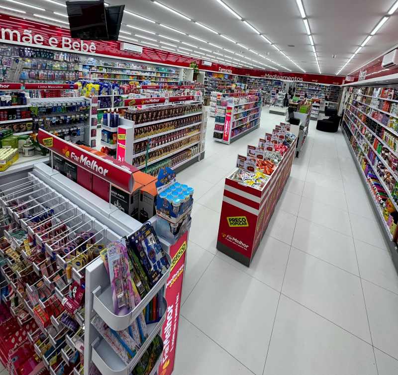 Avanço das canetas emagrecedoras impulsiona mudança no consumo e reposiciona farmácias como hubs de saúde