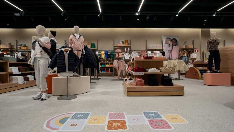 Riachuelo escolhe Curitiba para receber novo conceito de experiência que celebra suas raízes brasileiras