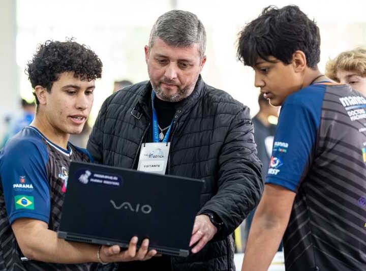 Setor criativo emprega mais de 77 mil pessoas no Paraná com avanço da economia digital