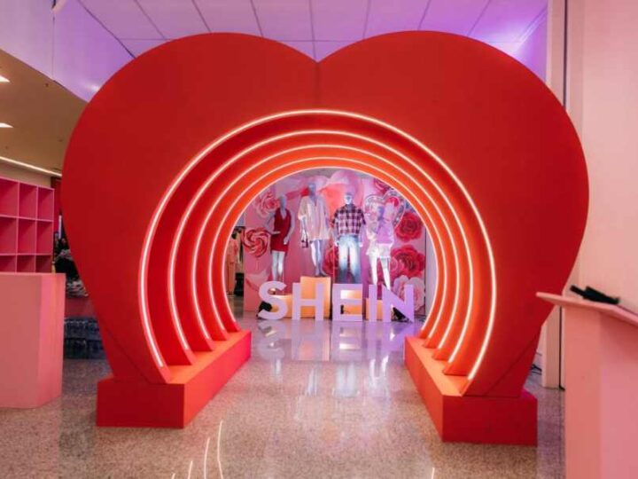 Loja temporária da SHEIN em Curitiba abre com ingressos esgotados e grande movimentação