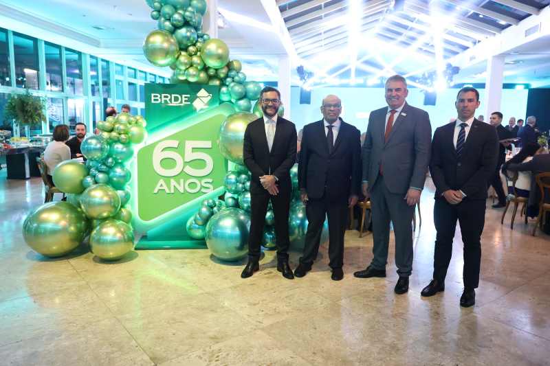 BRDE completa 65 anos com R$ 25 bilhões em carteira