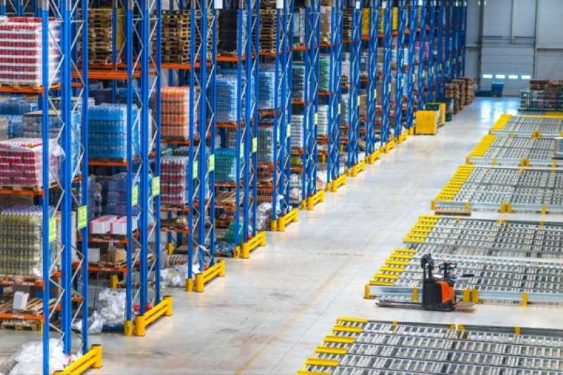 E-commerce farmacêutico cresce 55% e amplia pressão por hubs logísticos