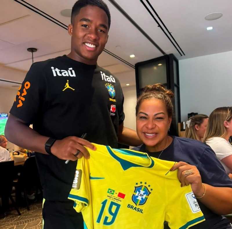 Mãe de Endrick transforma experiência nos bastidores do futebol em inspiração para mulheres empreendedoras