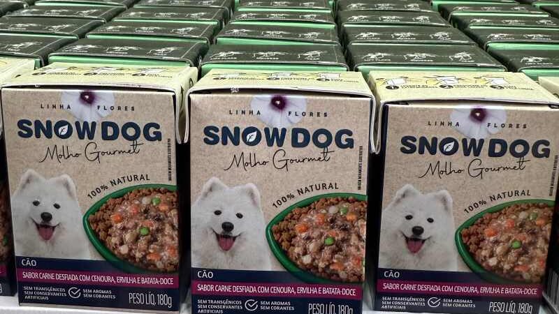 Tetra Pak fortalece atuação no mercado pet food com foco em inovação para a indústria