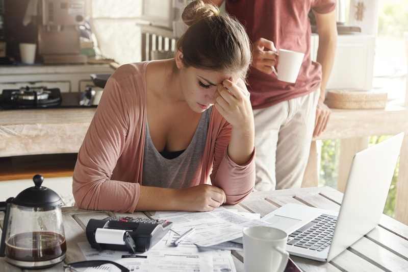 Superendividamento avança e especialistas defendem crédito de qualidade como resposta à crise das famílias