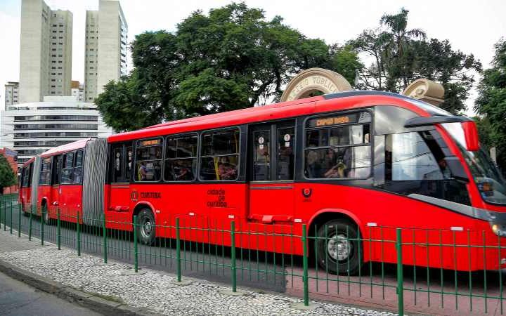 BNDES e Ministério das Cidades projetam potencial de expansão de linhas de transporte coletivo de Curitiba