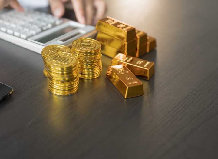 Bancos centrais retomam compras de ouro após correção dos preços