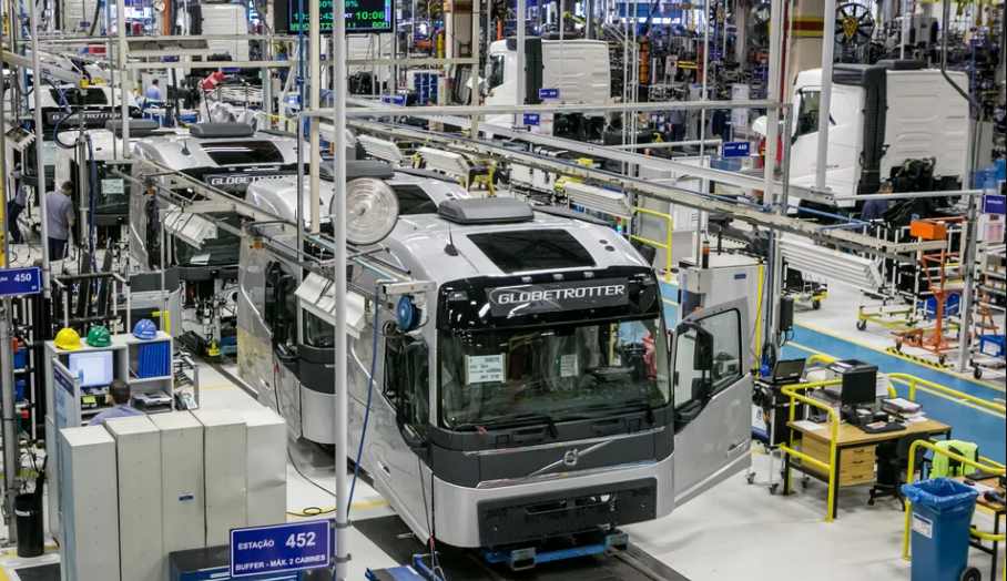 Indústria nacional de ônibus faz 70 anos e se consolida como polo global de inovação