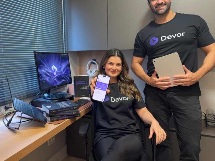 Casal aposta em microlearning e cria IA para transformar treinamento de vendas em hábito diário