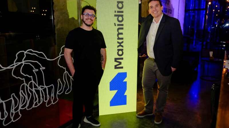 Maxmídia reposiciona marca e reforça proximidade com anunciantes e mercado de mídia
