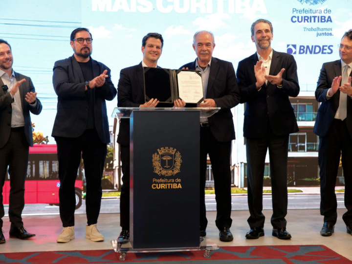 BNDES e Prefeitura de Curitiba assinam acordo para enterrar fiação e modernizar estrutura urbana