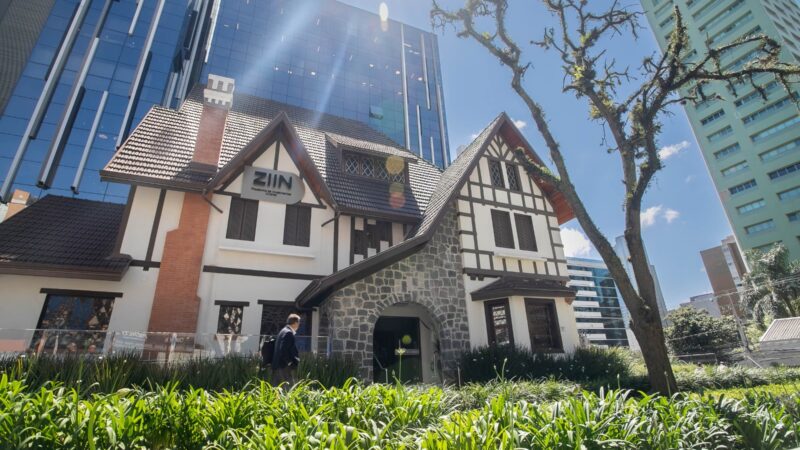 Casarão abriga investimentos e história em Curitiba