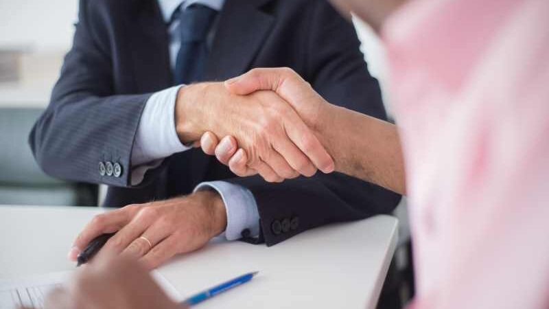 Em tempos de cautela, entender o consumidor vale mais do que oferecer