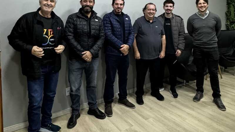 Empresários do Sudoeste do Paraná participam de projeto de R$ 1 bilhão para novo aeroporto em Santa Catarina