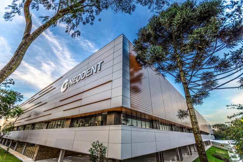 Neodent investe R$ 2 bilhões na terceira fábrica de implantes dentários em Curitiba