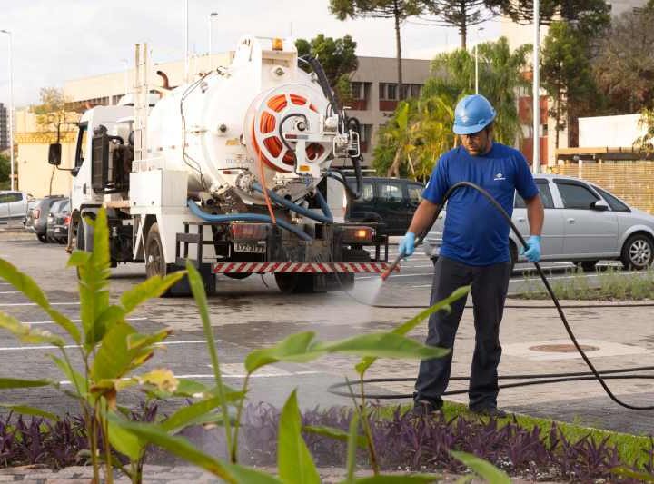 Sanepar abre nova fronteira de negócios ao comercializar água de reúso para a indústria